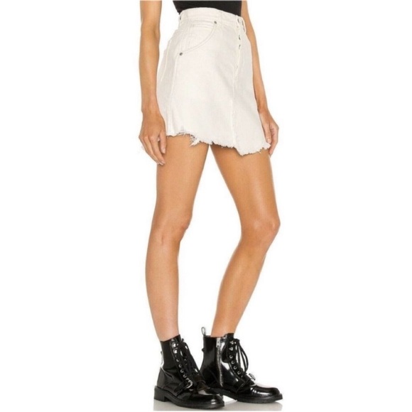 Free People We The Free White Distressed Denim
Button Fly Mini Skirt NWT. - Picture 3 of 14